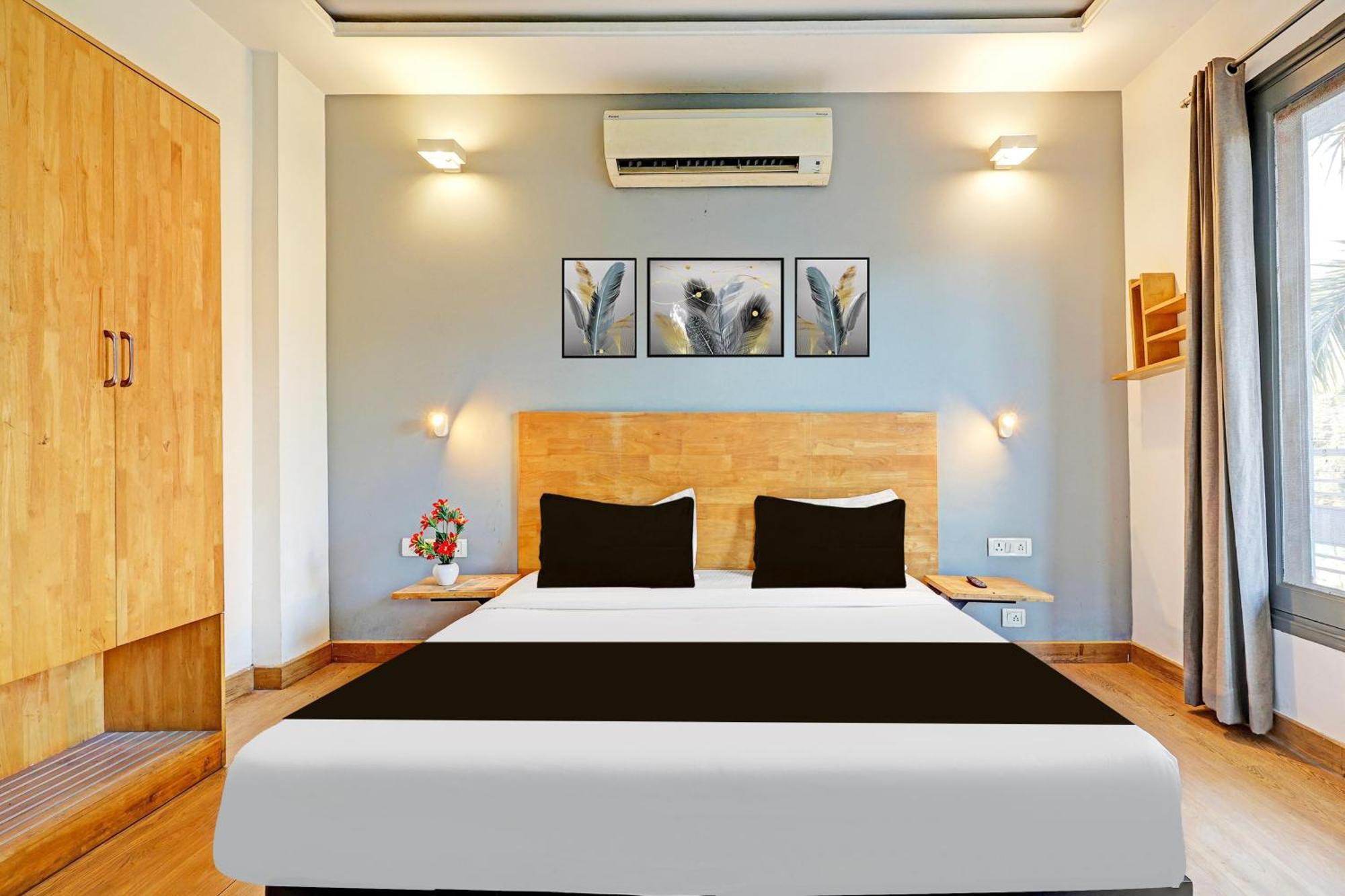 Townhouse Sector 49 Sohna Road Hotel Gurgaon Bagian luar foto
